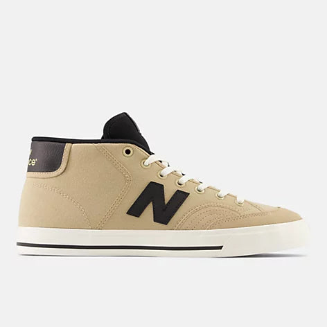 New balance pro court top mid 213